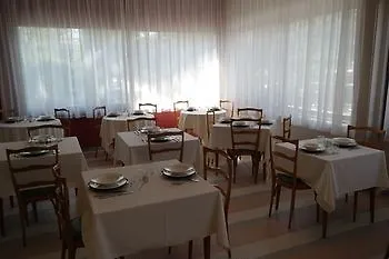 Hotel Antonia Чезенатико 3*,  Италия